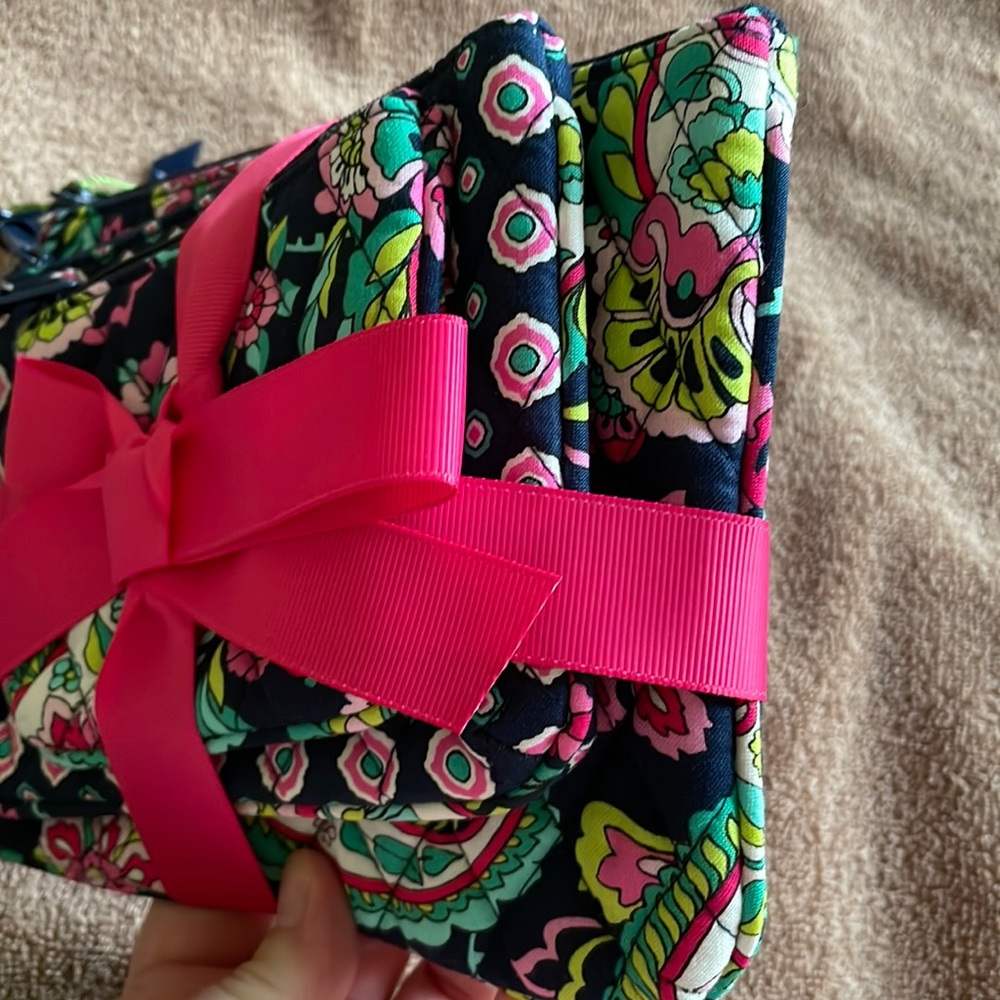 Vera Bradley Cosmetic Trio NWT - Picture 8 of 9